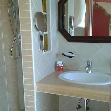 Olimpo Palace Affittacamere Guest house 3*